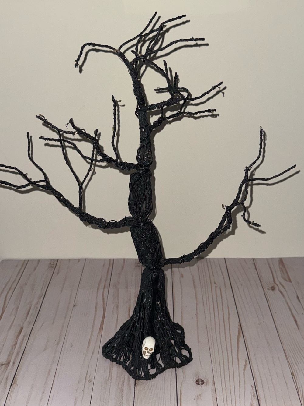 Halloween LED tree - Picture 2 of 10